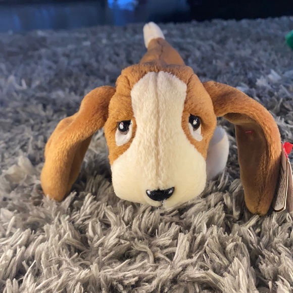 TRACKER THE BASSET HOUND & FETCH *RETIRED AND RARE TY BEANIE BABYS* - Picture 2 of 9